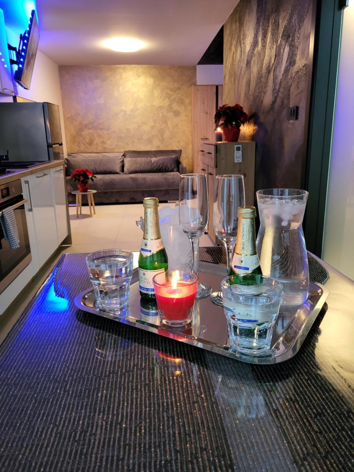 Resort Timaja - Pool, Massage Pool, Sauna トレビニェ エクステリア 写真